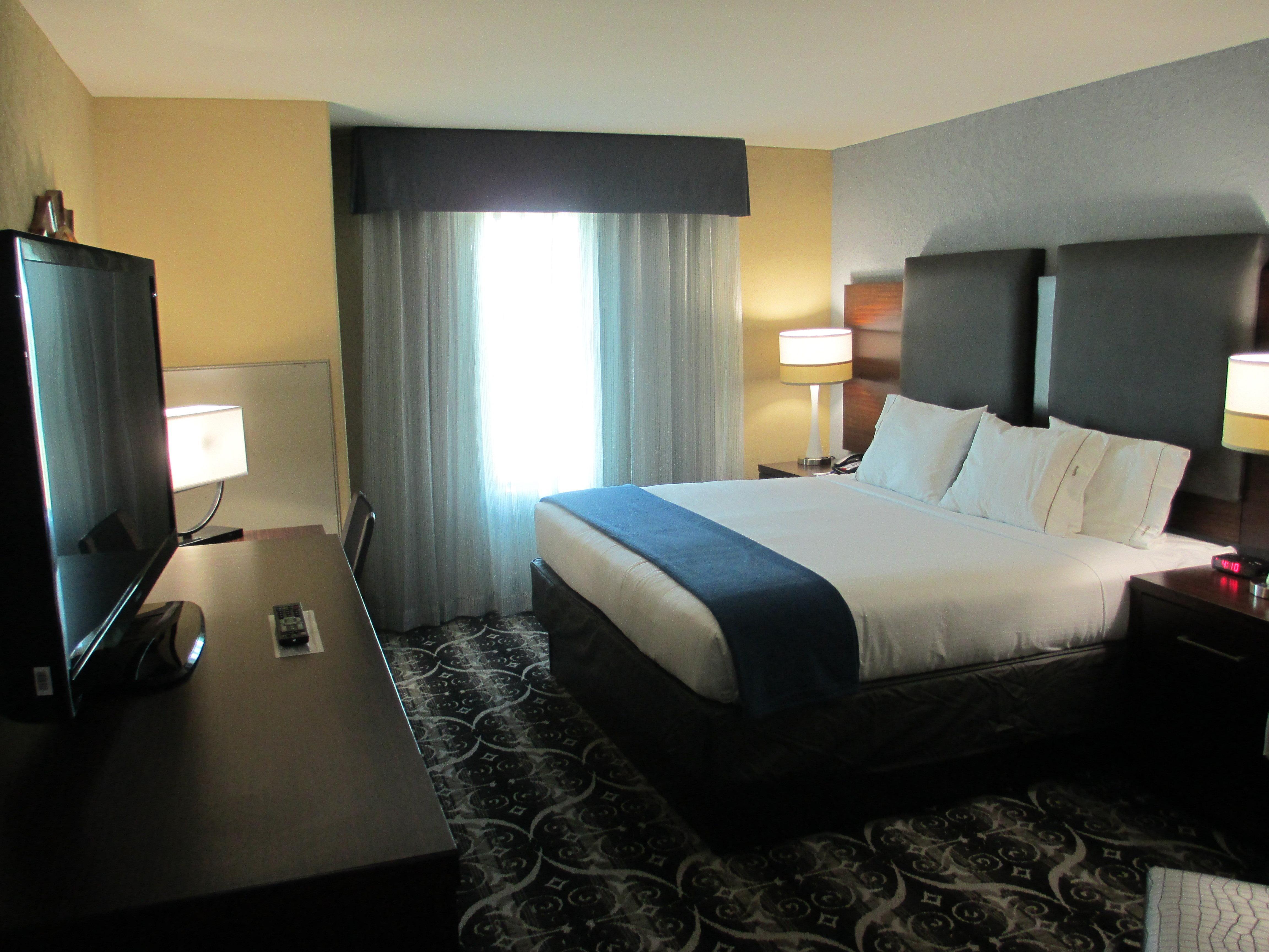 Holiday Inn Express & Suites Kansas City Airport By Ihg Екстериор снимка